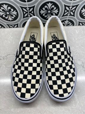 VANS Black & Cream Checkerboard Slip-On Skate 80s 90s Y2k Sneakers 8M / 9.5W
